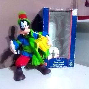 DISNEY Vintage Goofy Animated Ornament
